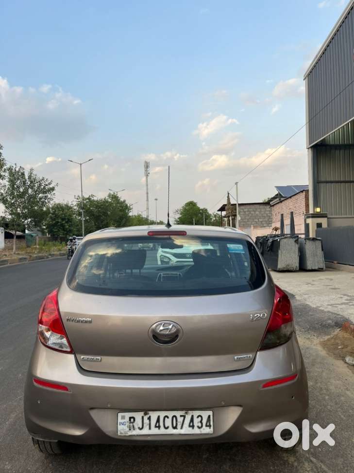 Hyundai I20 1.4 Asta (o) Crdi, 2012, Diesel