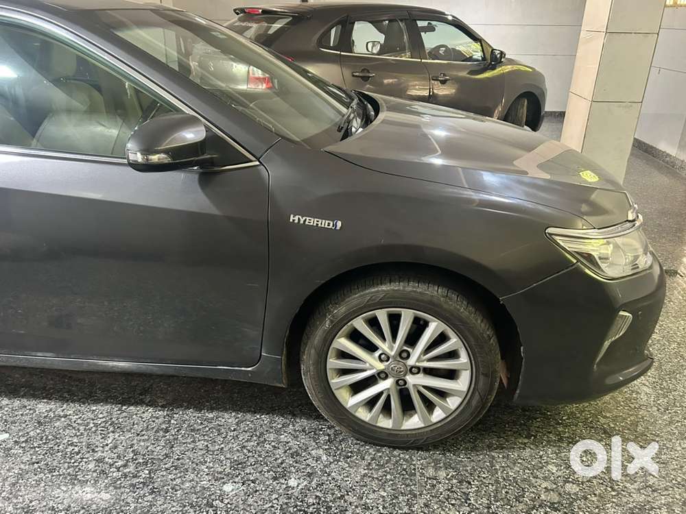 Toyota Camry Hybrid 2017