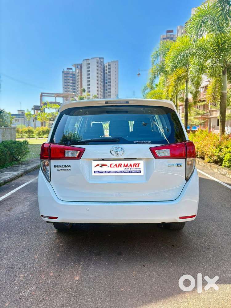 Toyota Innova Crysta