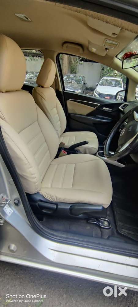 Honda Jazz V Mt Privilege, 2015, Petrol