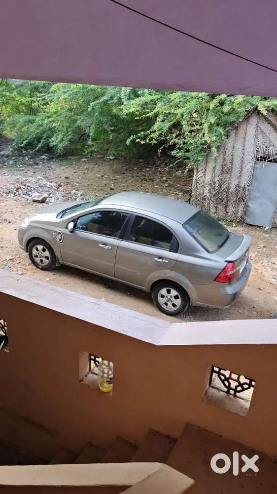 Chevrolet Aveo 2012 Petrol 37000 Km Driven