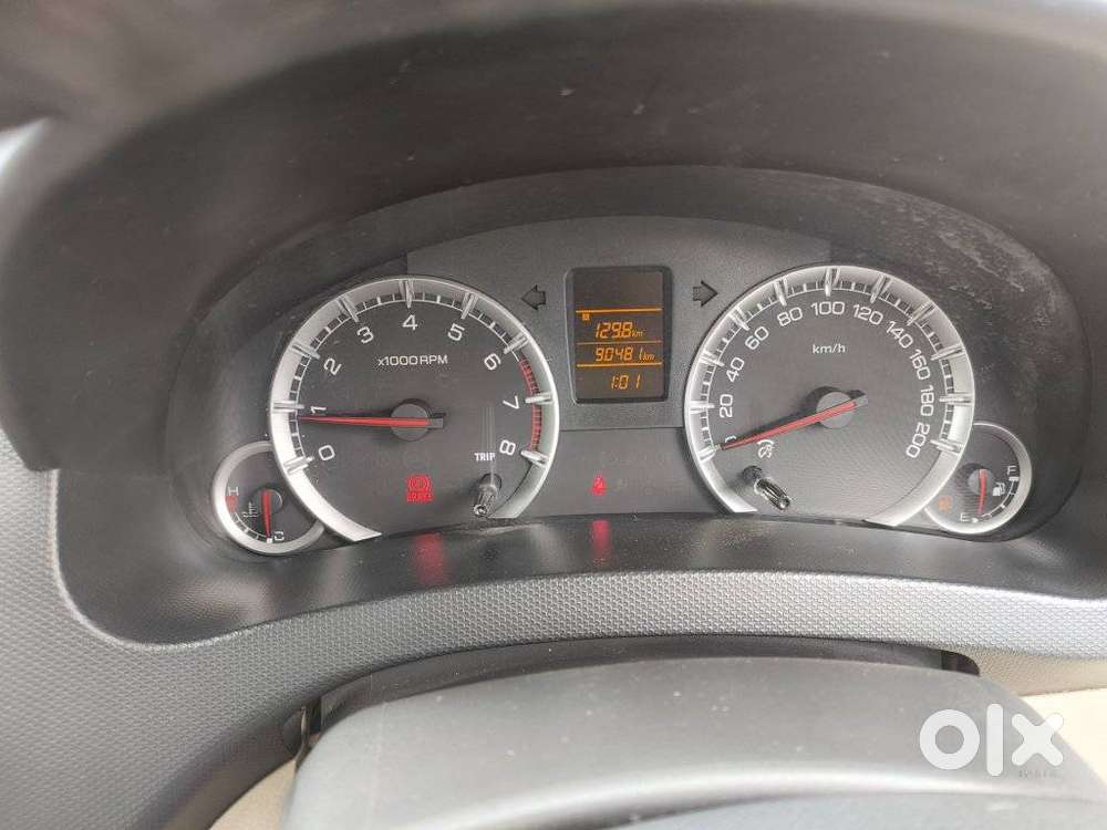 Maruti Suzuki Swift Dzire Vxi Optional, 2016, Petrol