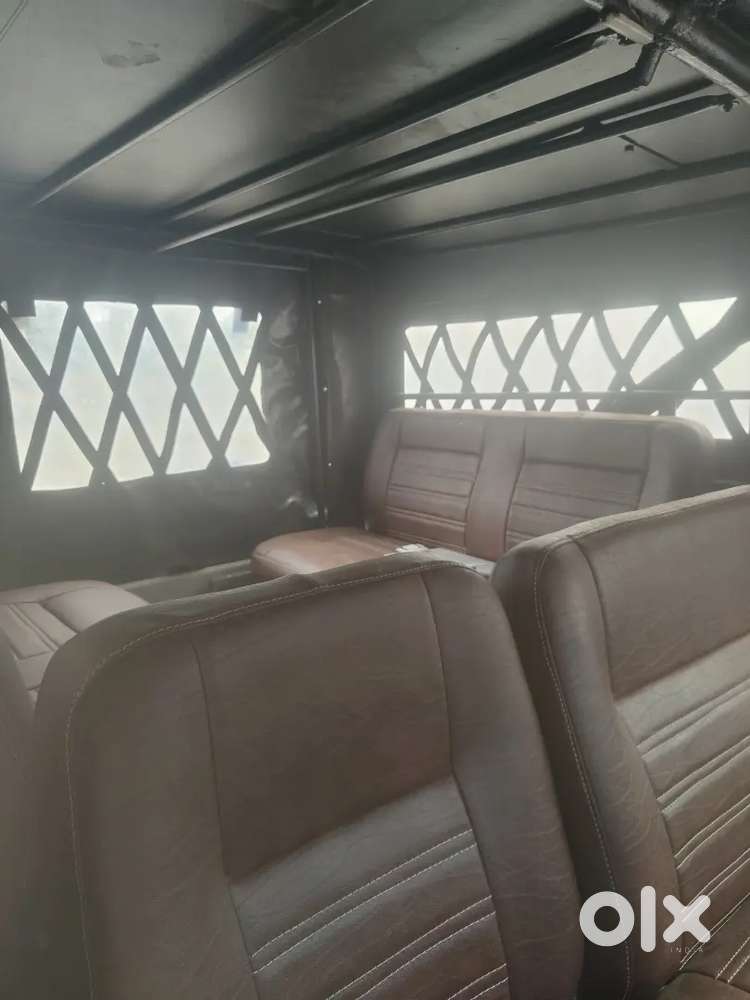 Mahindra Jeep 1998