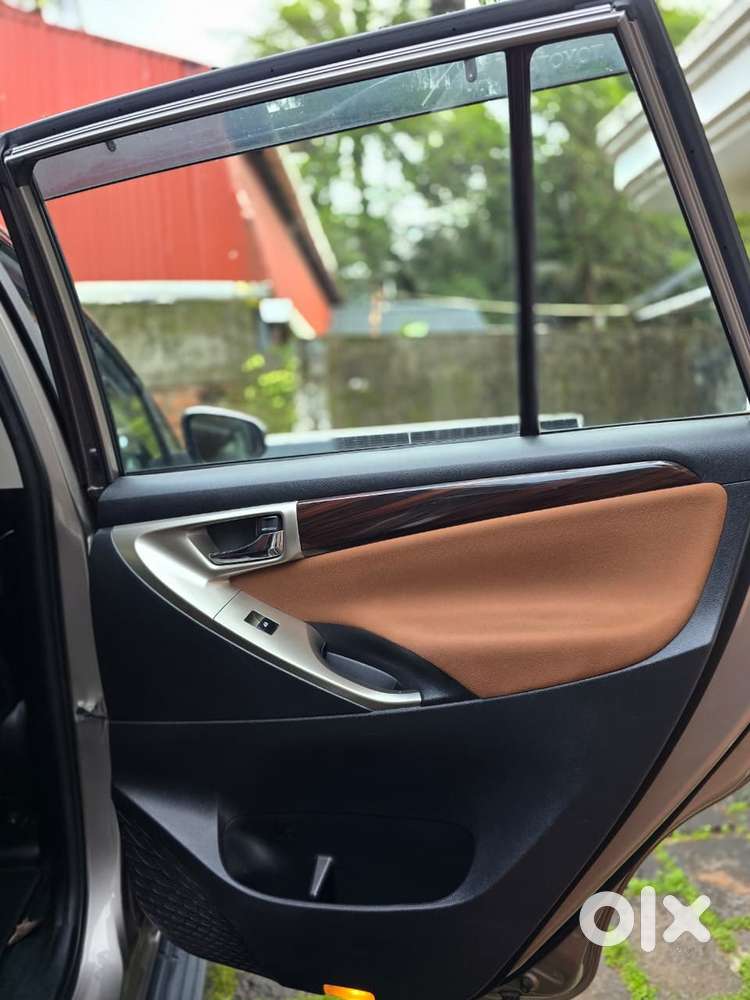 Toyota Innova Crysta 2.8 Z Automatic In Excellent Condition
