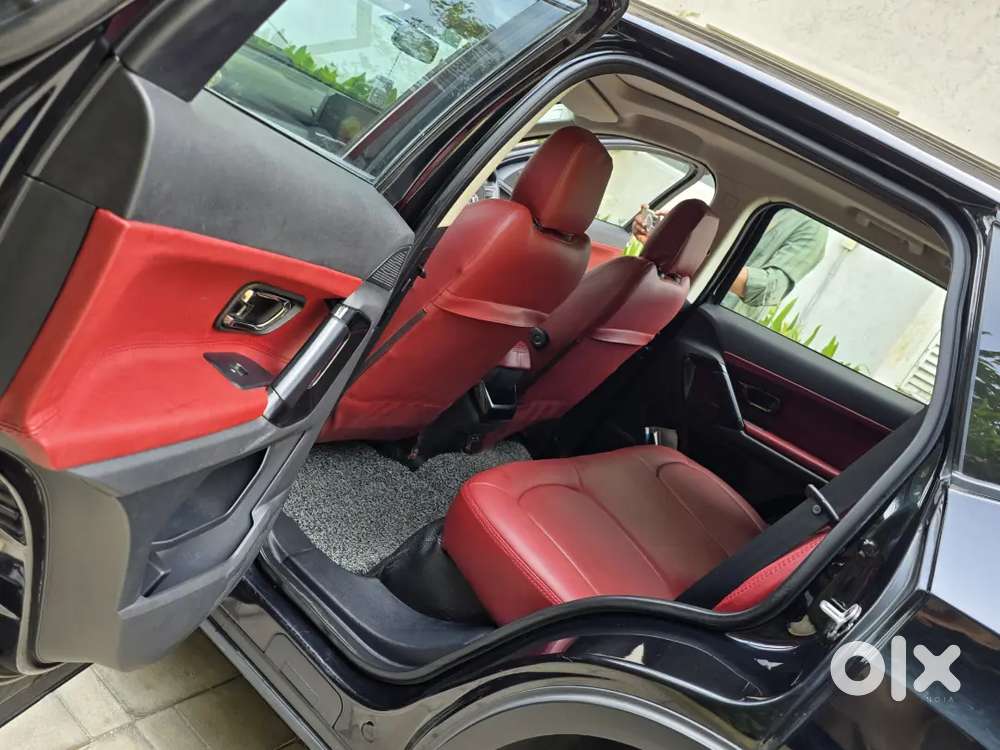 Harrier Xta+ 2022 Dark Edition- Auto Transmission 56300 Km Driven