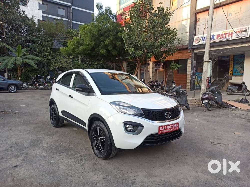 Tata Nexon 1.5 Revotorq Xm (s), 2018, Diesel