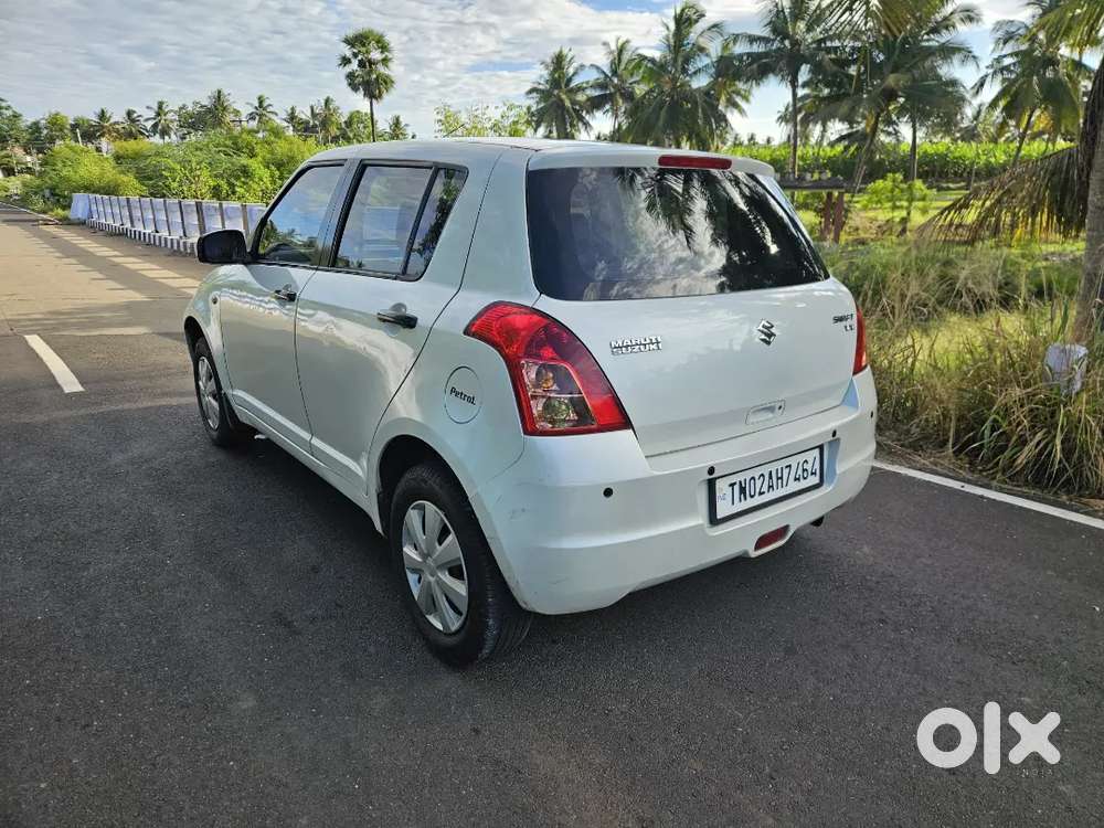 Maruti Suzuki Swift 2009 Petrol 78000 Km Driven