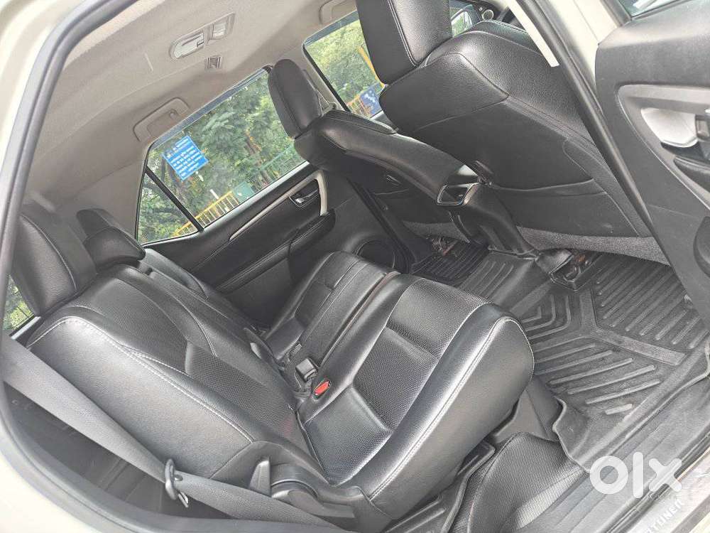 Toyota Fortuner 4x4 Manual Limited Edition, 2021, Diesel