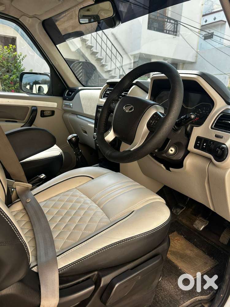 Mahindra Scorpio S10, 2018, Diesel