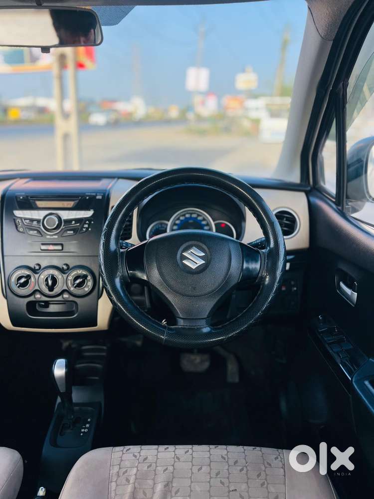 Maruti Suzuki Wagon R Vxi Amt Opt, 2017, Cng & Hybrids