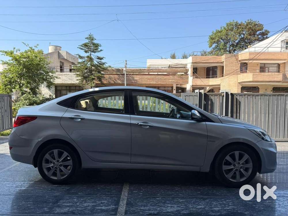 Hyundai Fluidic Verna 2012 Petrol 89k Km Driven Well Maintained