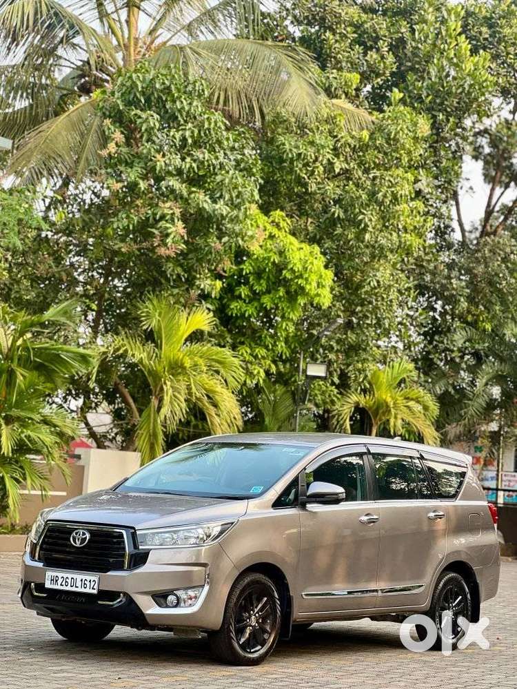 Toyota Innova Crysta 2.8 Gx At 8s, 2018, Diesel