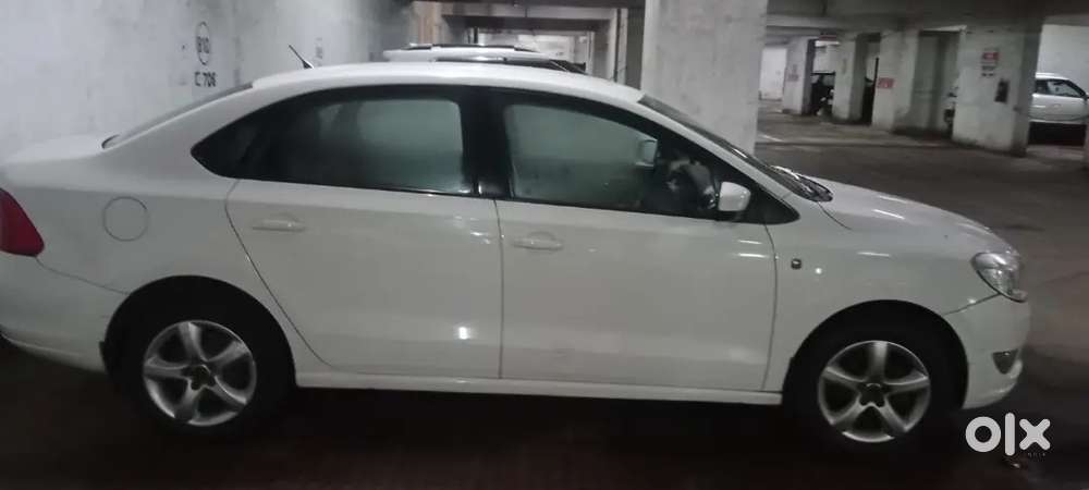 Skoda Rapid Tsi 2013