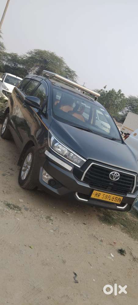 Toyota Innova Crysta 2.7 Gx Mt, 2017, Diesel