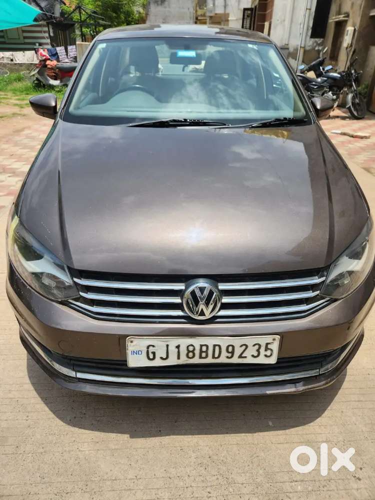 Volkswagen Vento 2015 1.5 Celeste.
