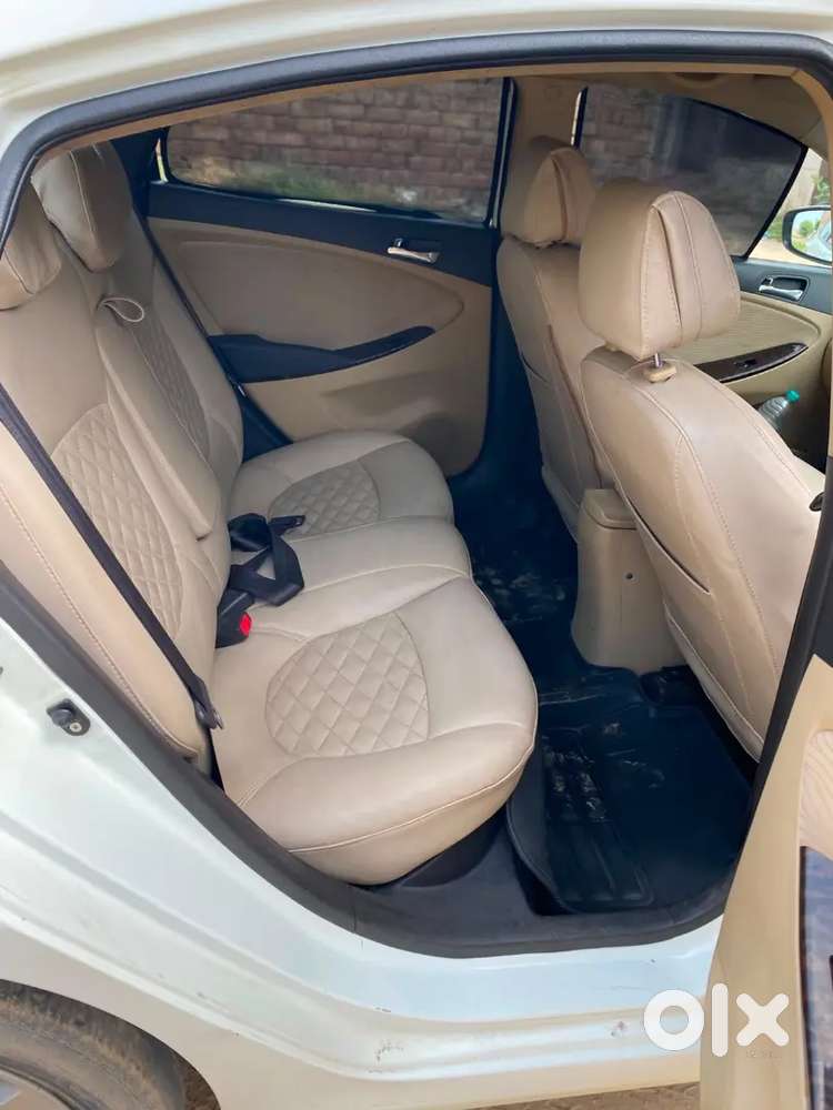 Hyundai Verna Sx Petrol  2012 Spinny Or Cars24 Wala N Contact Kro