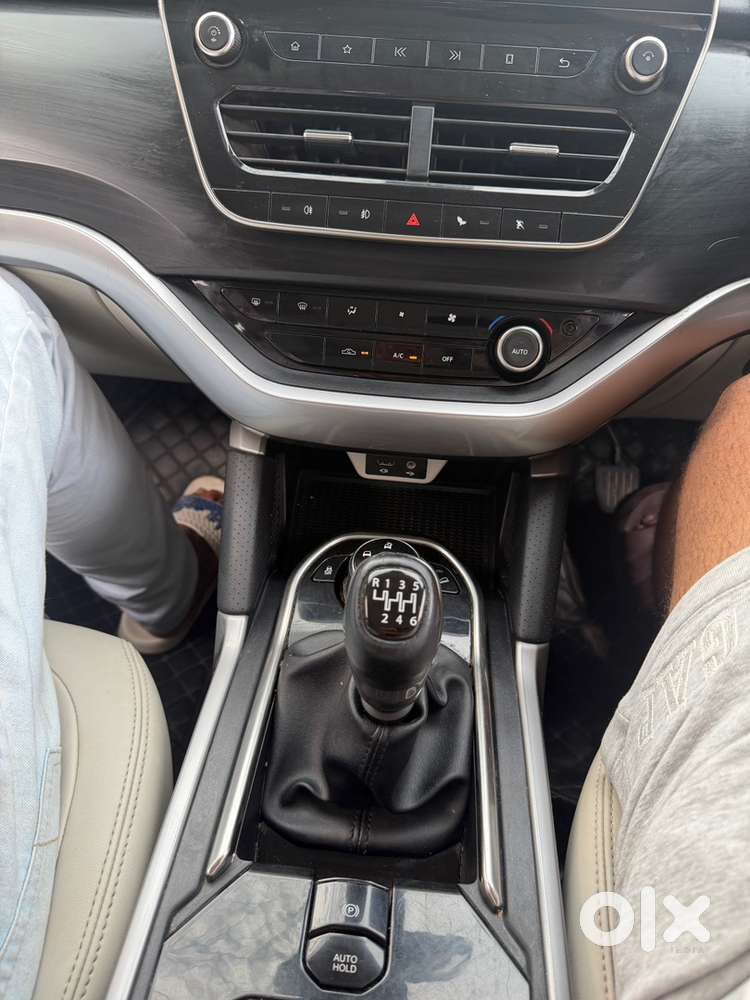 2021 Tata Safari Diesel Manual