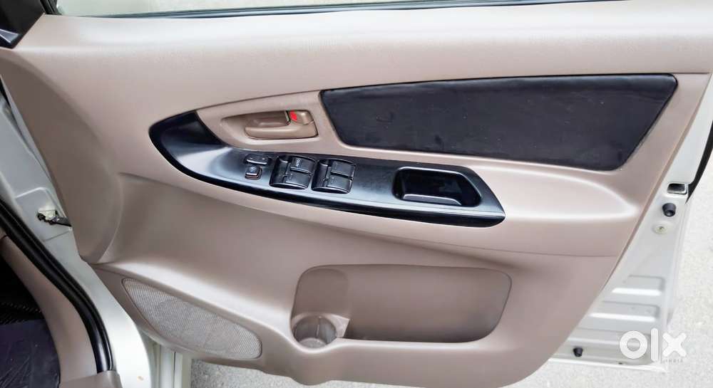 Toyota Innova 2.5 G (diesel) 7 Seater, 2016, Diesel