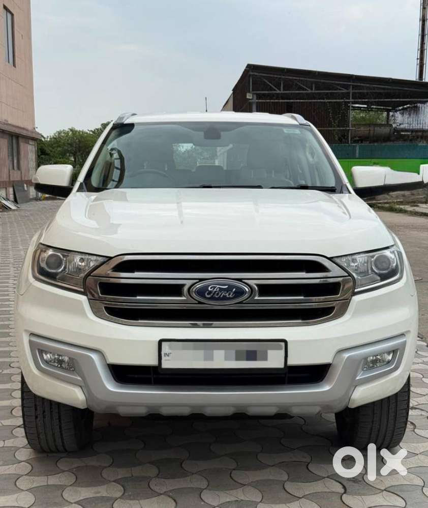 Ford Endeavour 2.2 Trend At 4x2, 2016, Diesel