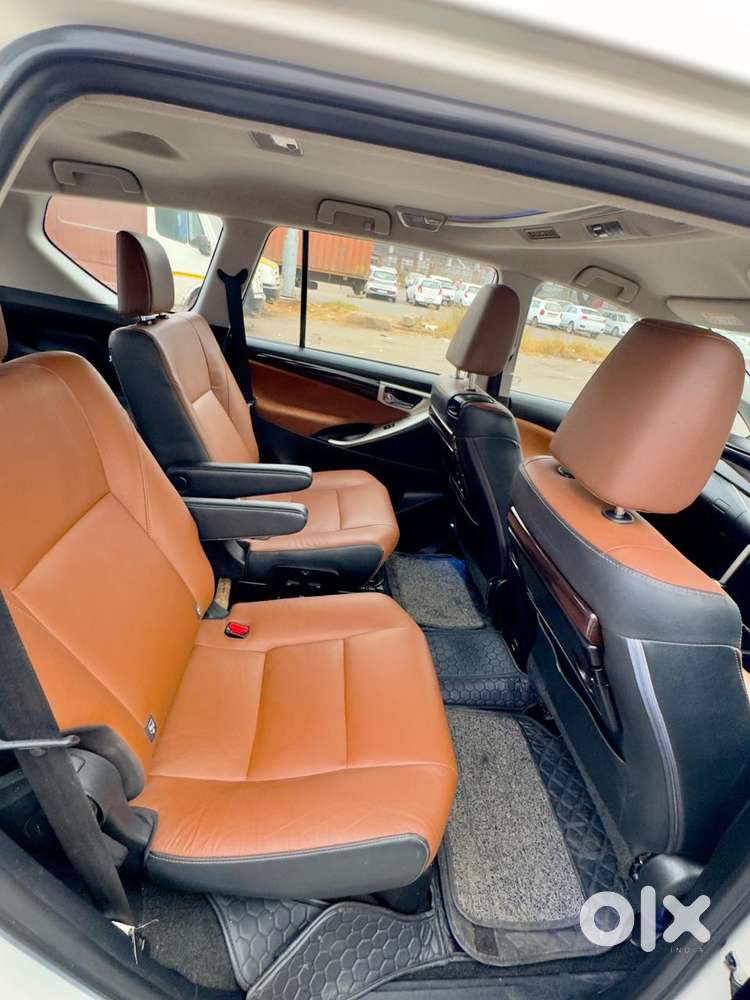 Toyota Innova Crysta 2.8z Automatic, 2019, Diesel