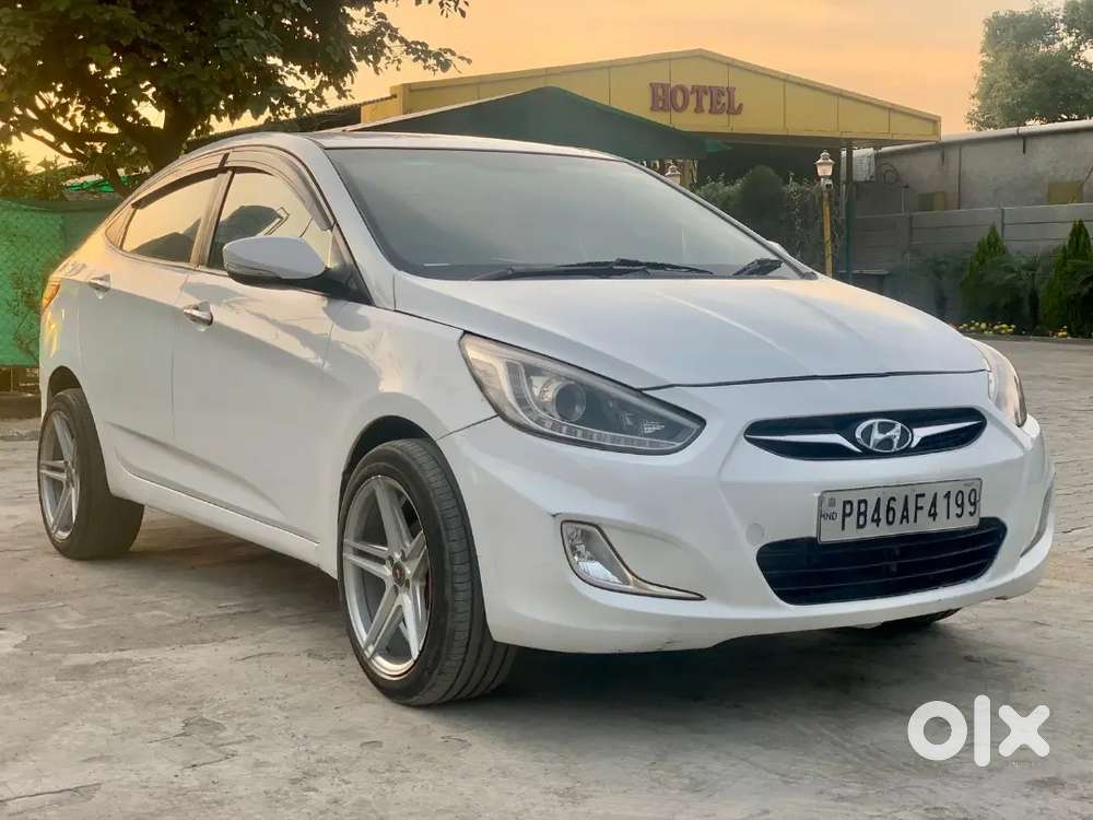 Hyundai Fluidic Verna 2013