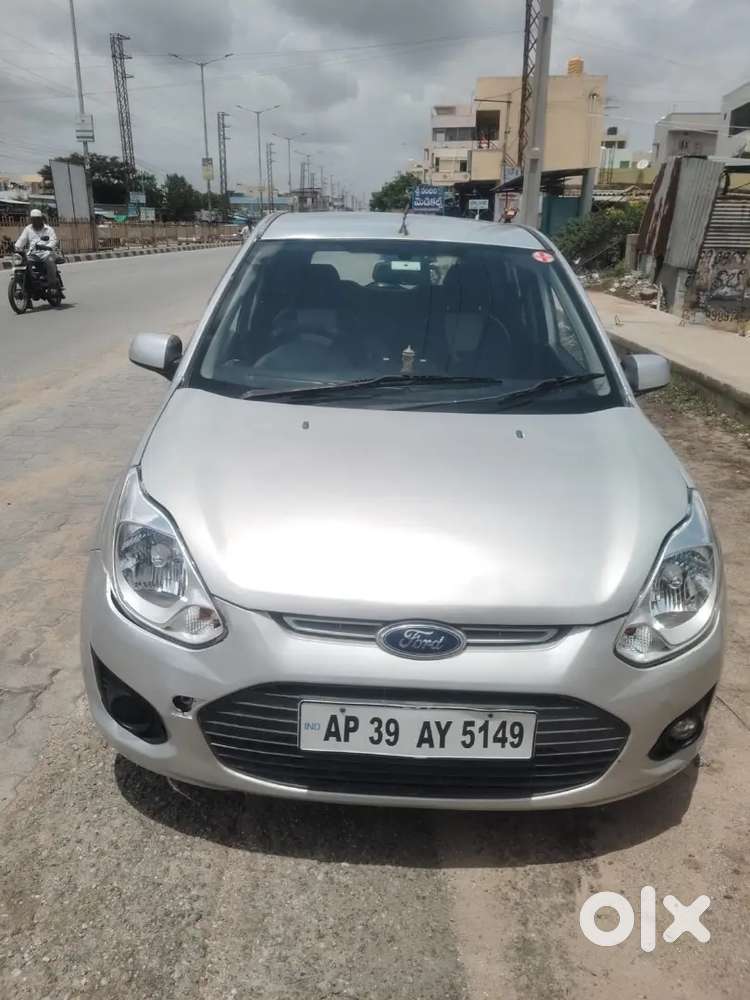 Ford Figo Diesel 2015 Insurance Ok Seal 4 Tires Sworuom Good Condition