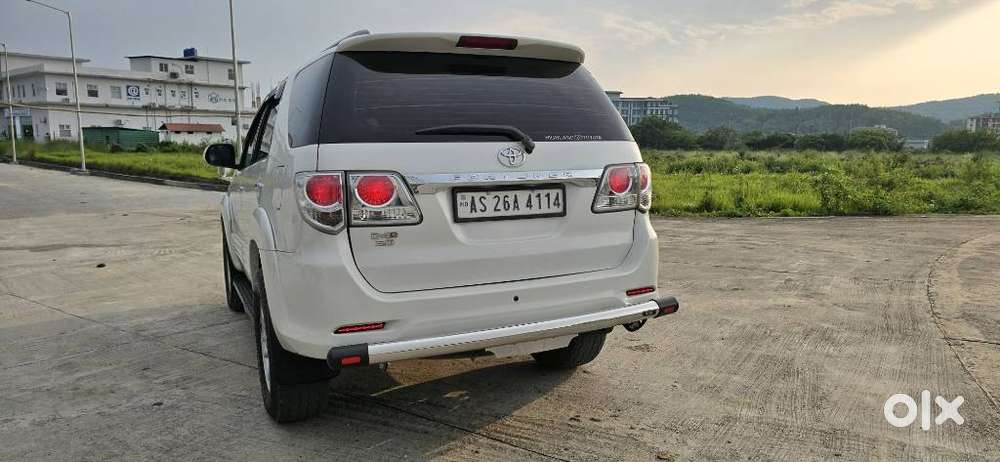 Toyota Fortuner 4x2 Manual, 2015, Diesel