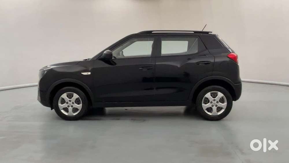 Mahindra Xuv300 W6, 2023, Petrol