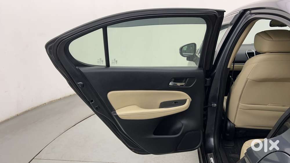 Honda City 1.5 Zx Cvt I-vtec, 2022, Petrol