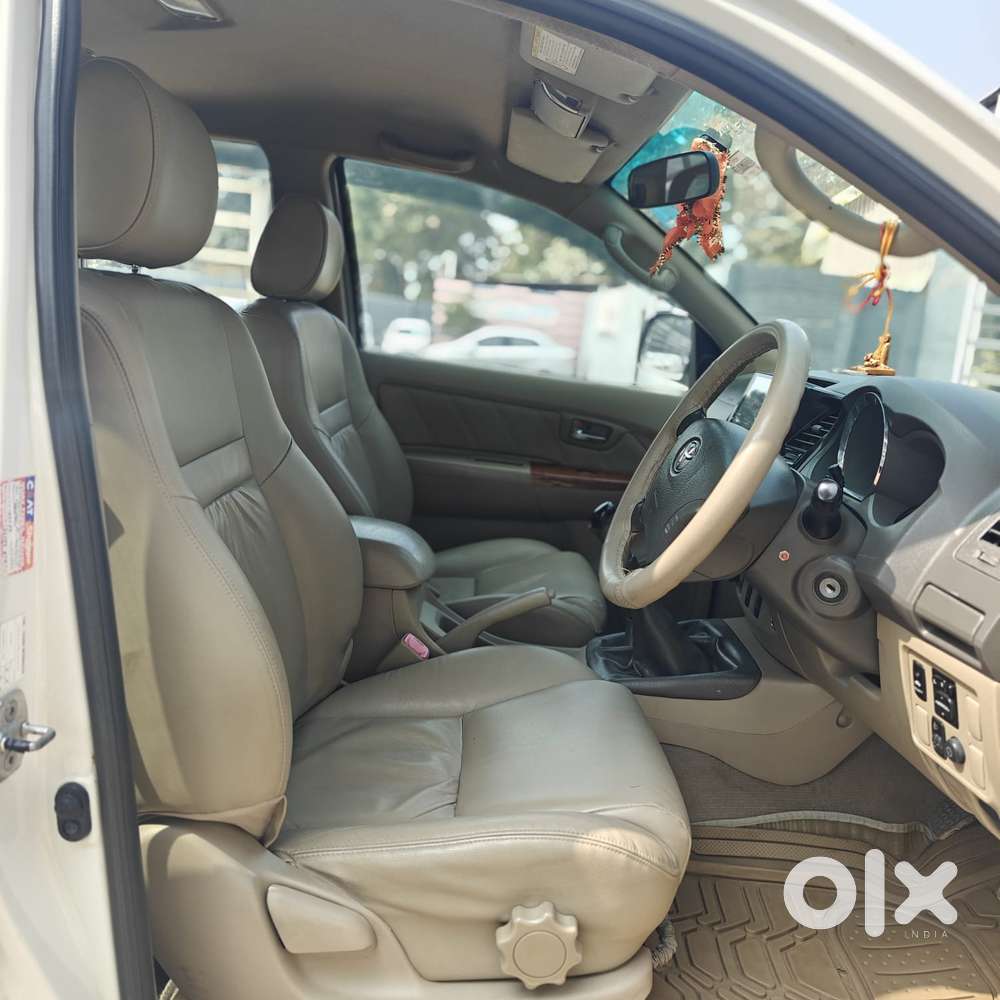 Toyota Fortuner 3.0 4x4 Manual, 2011, Diesel