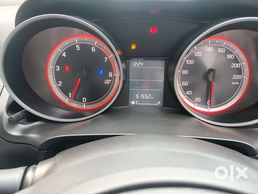 Maruti Suzuki Swift Vvt Vxi, 2021, Petrol