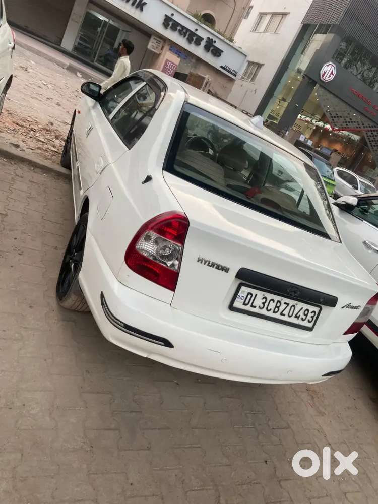 Hyundai Accent 2012 Cng & Hybrids 100000 Km Driven