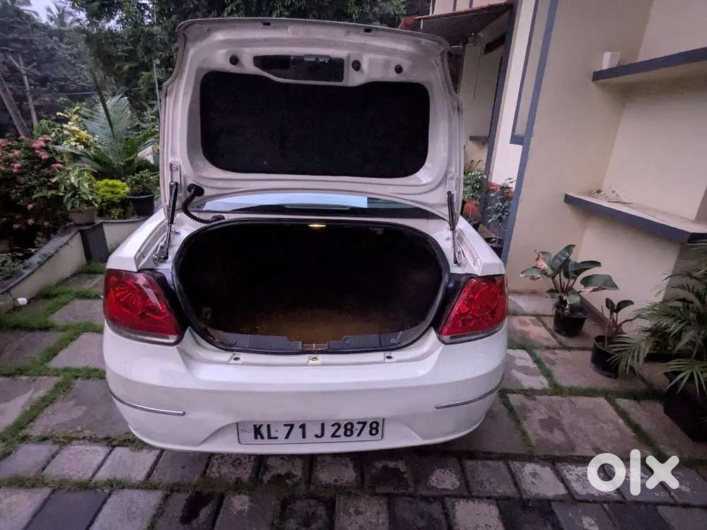 Fiat Linea 1.4 Emotion 2010