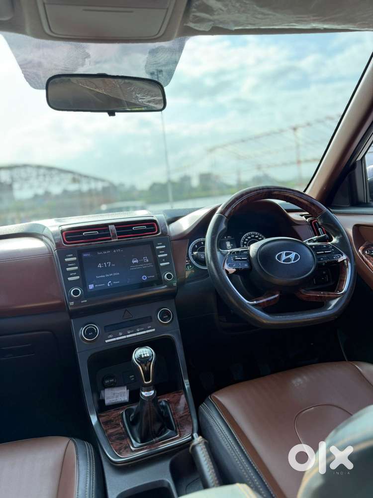 Hyundai Creta 1.5 S Plus Knight Diesel Dual Tone, 2022, Diesel