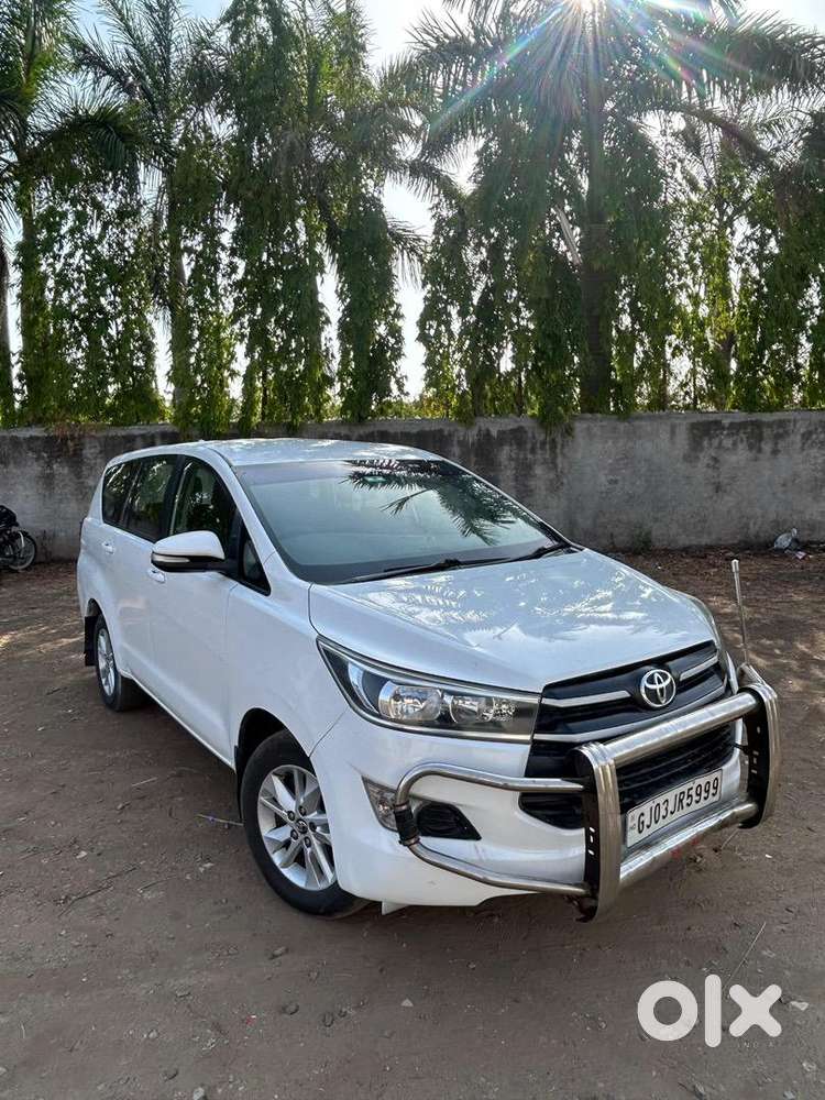 Toyota Innova Crysta 2017 Diesel Well Maintained