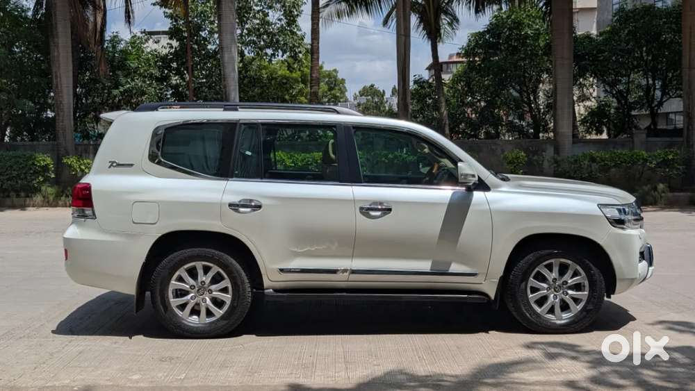 Toyota Land Cruiser [ ] 4.5 Vx Lc 200, 2015, Diesel