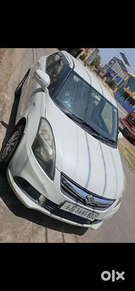Maruti Suzuki Swift Dzire 2015 Petrol 121400 Km Driven