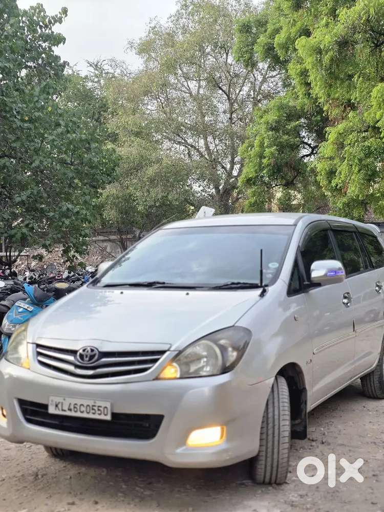 Toyota Innova 2009 Diesel Well Maintained