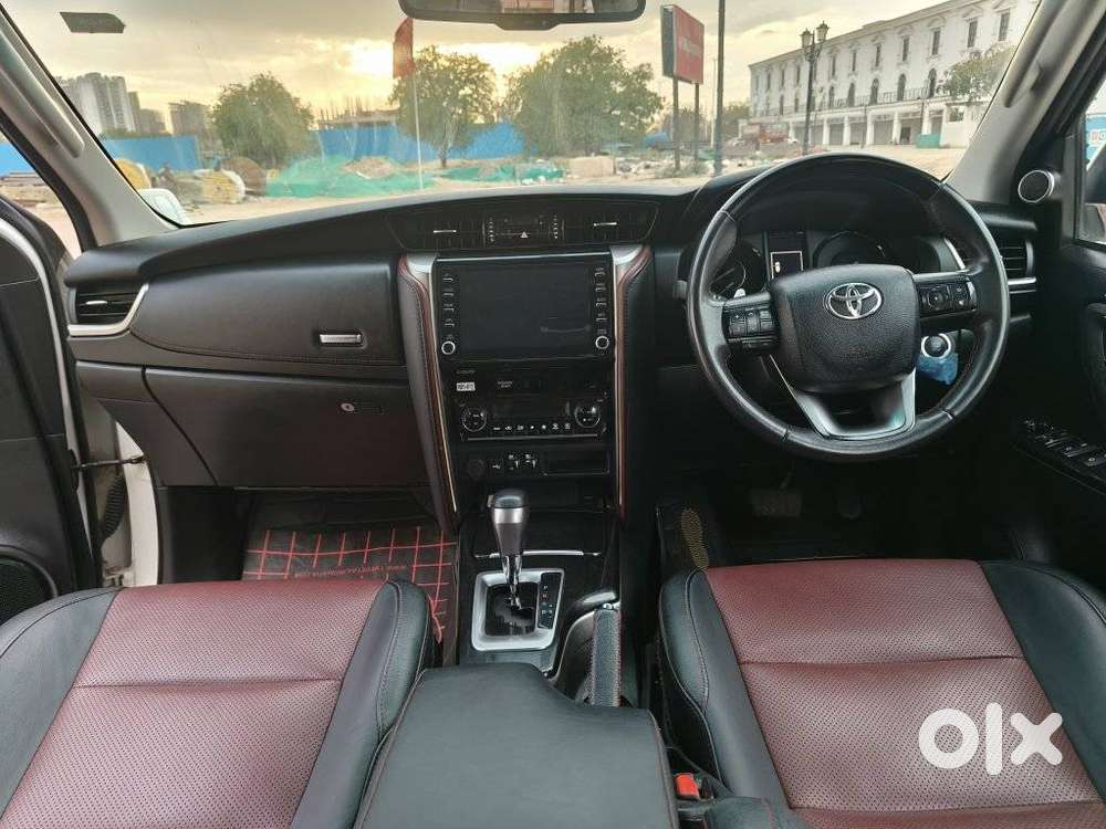 Toyota Fortuner Legender 4x2 At 2.8, 2025, Diesel