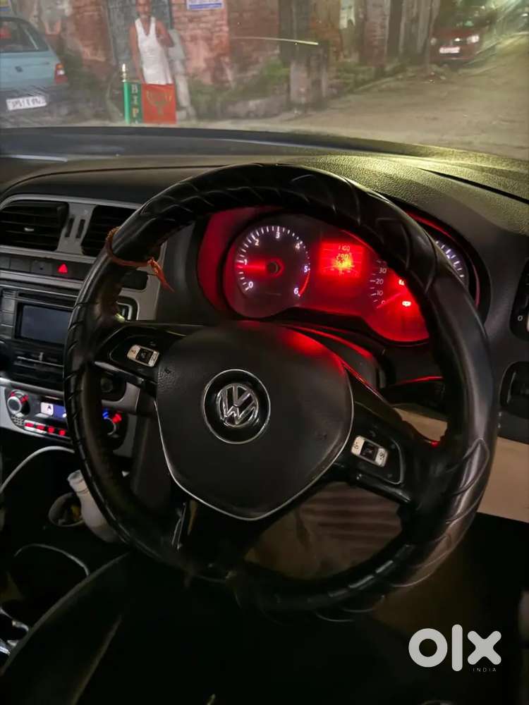 Volkswagen Polo 2015 Diesel 79500 Km Driven