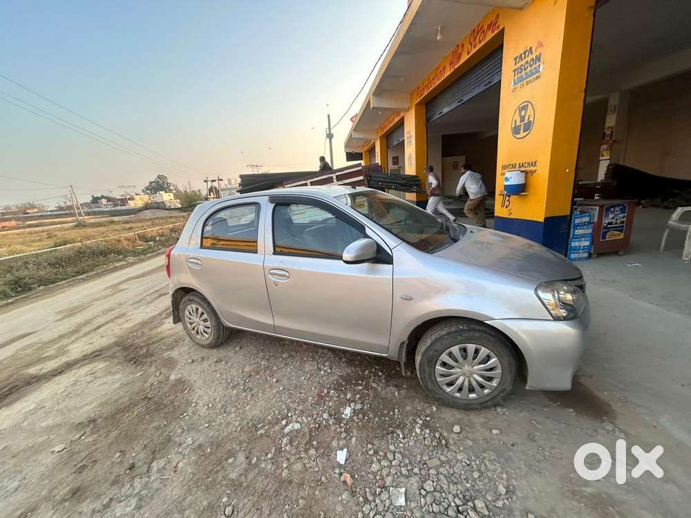 Toyota Etios Liva 2015 Petrol 80000 Km Driven