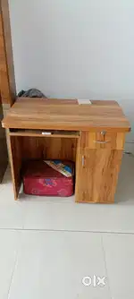 Study or computer table available in wholesale price