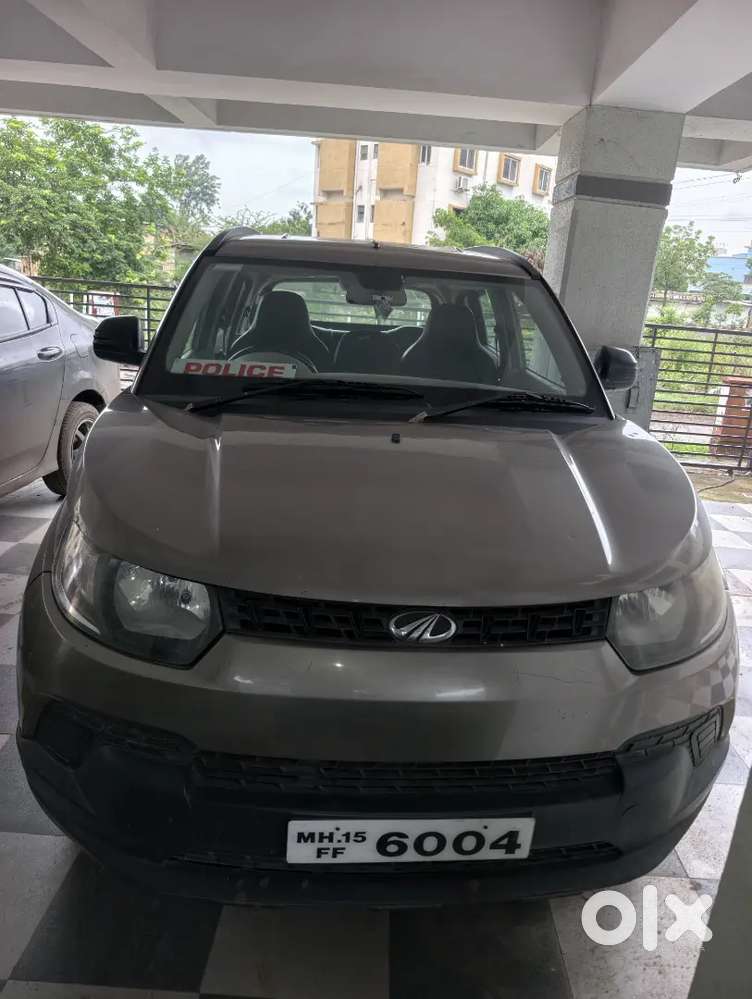 Mahindra Kuv 100 2016 मॉडल