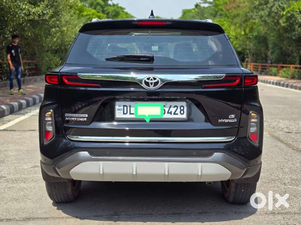 Toyota Urban Cruiser Hyryder, 2025, Petrol