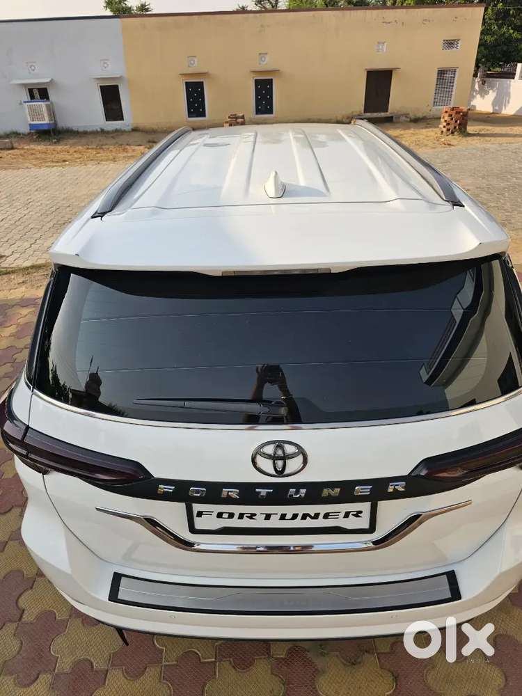 Toyota Fortuner 2021 Diesel 117000 Km Driven