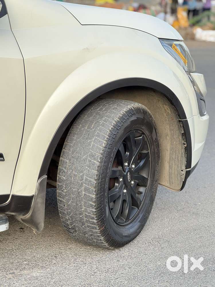 Mahindra Xuv500 2.2 W10, 2016, Diesel