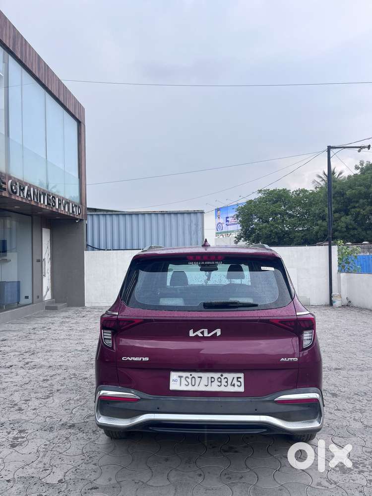 Kia Carens Luxury (o)1.5 Diesel At 7 Str, 2022, Diesel