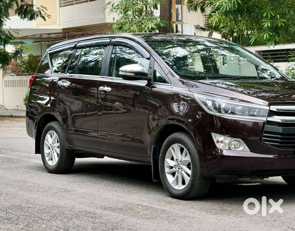 Toyota Innova Crysta 2.7 V, 2017, Diesel