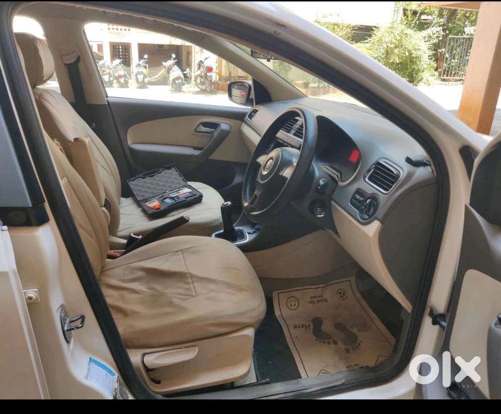 Volkswagen Diesel 2011 Car