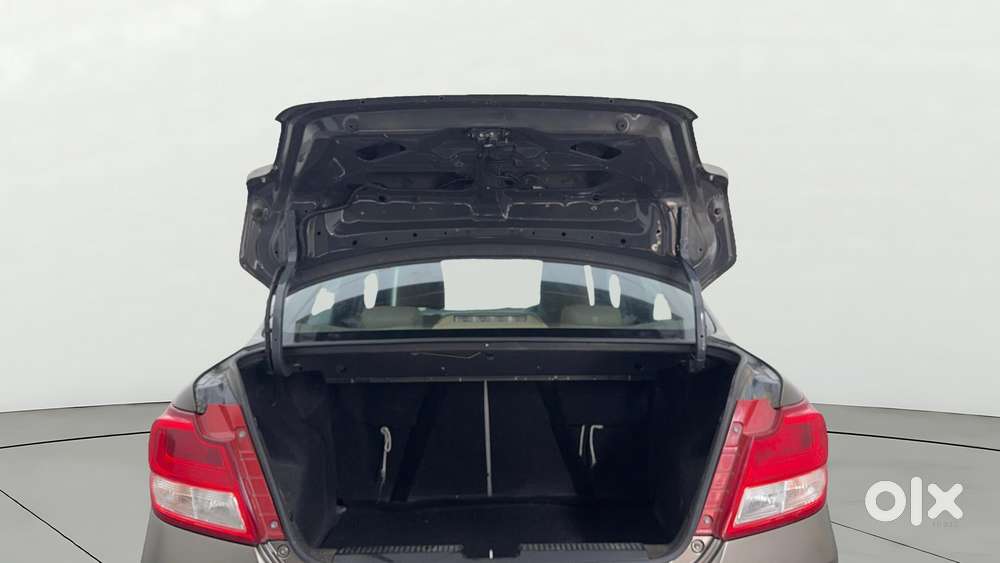 Maruti Suzuki Swift Dzire 1.2 Vxi Bsiv, 2020, Petrol